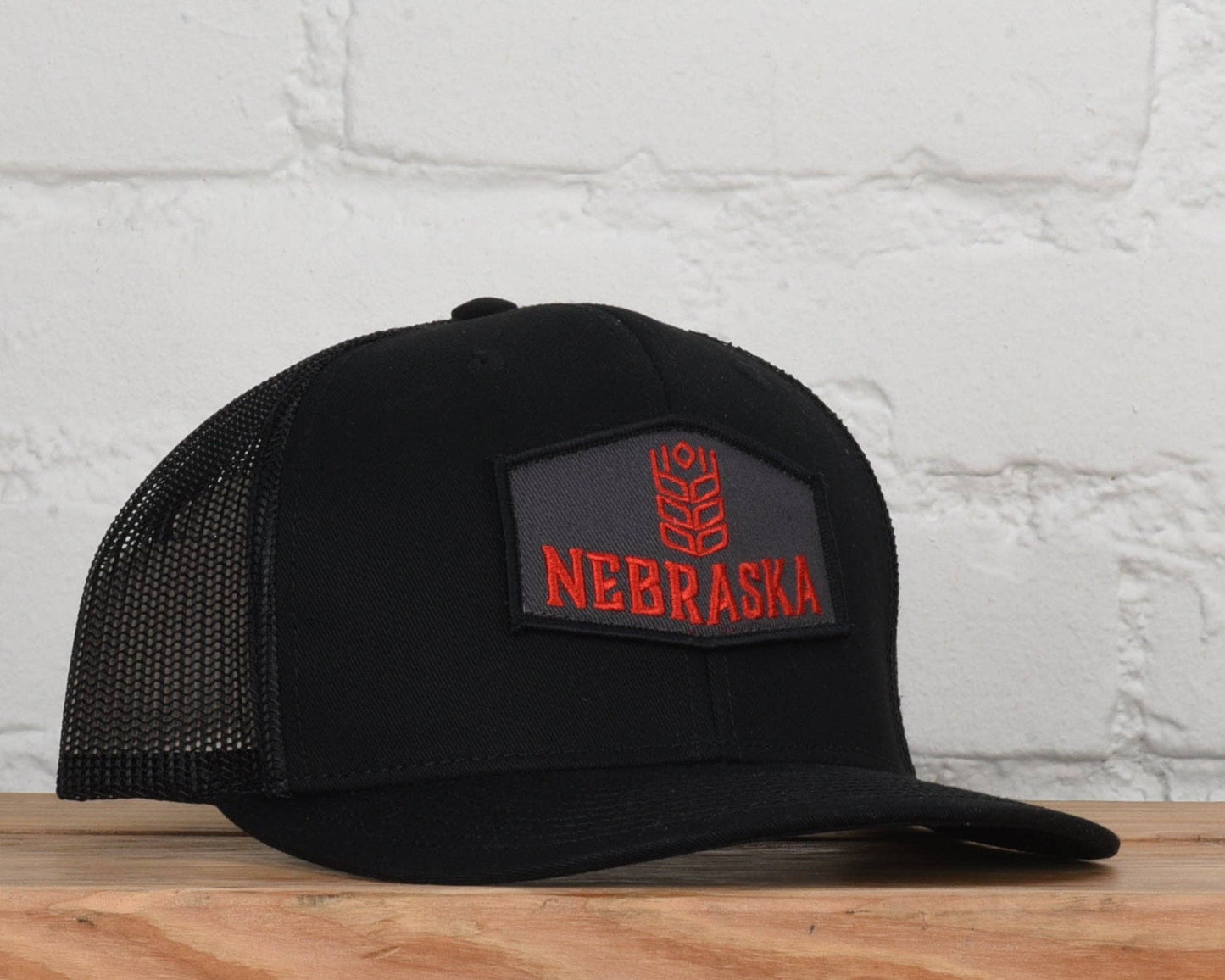 Nebraska Husker Snapback: Grey/White- Richardson 112