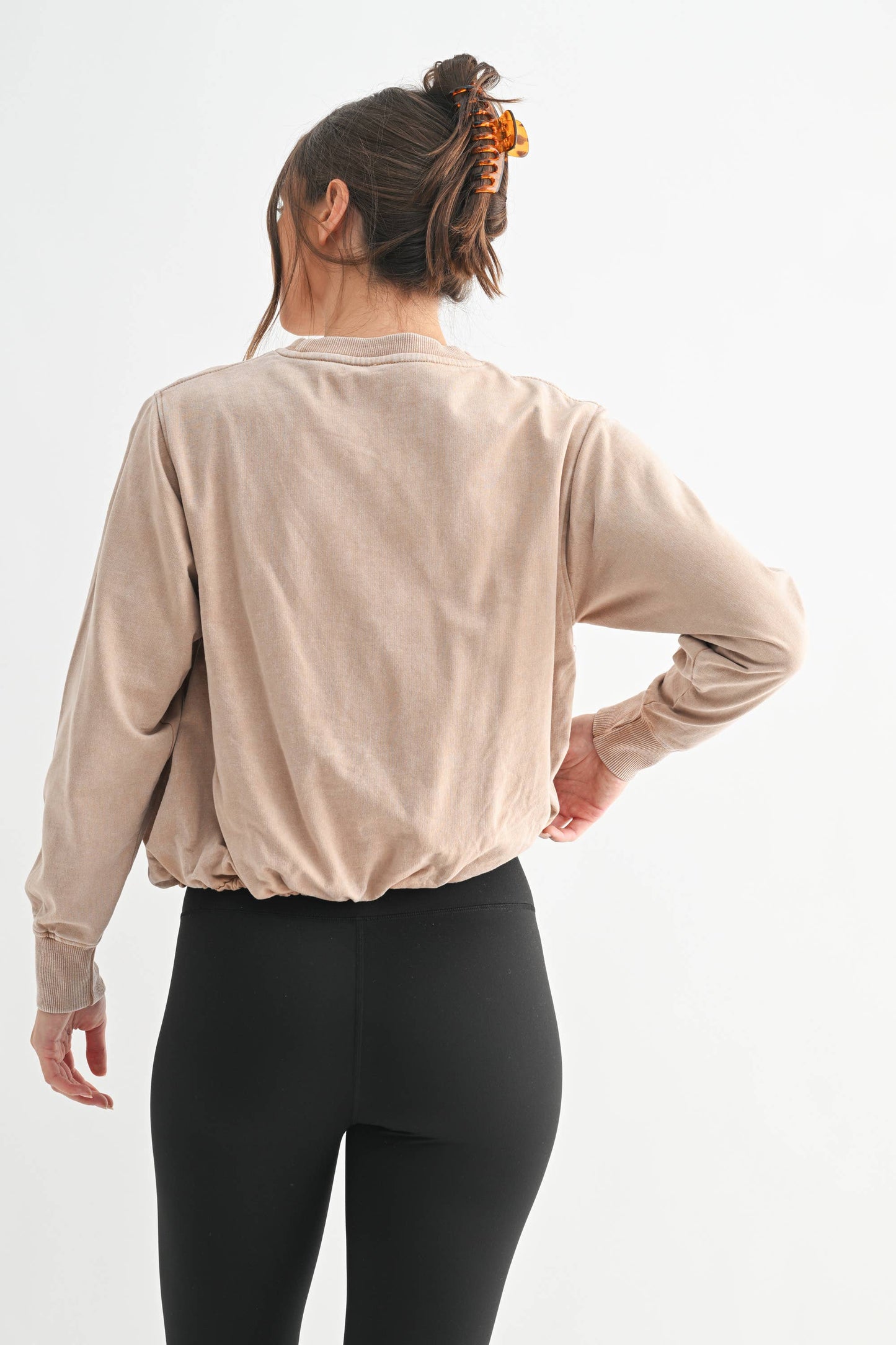 MONO B Mineral Cloud Bubble Hem Pullover