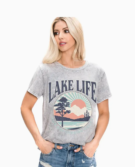 Lake Life Short Sleeve Graphic Top