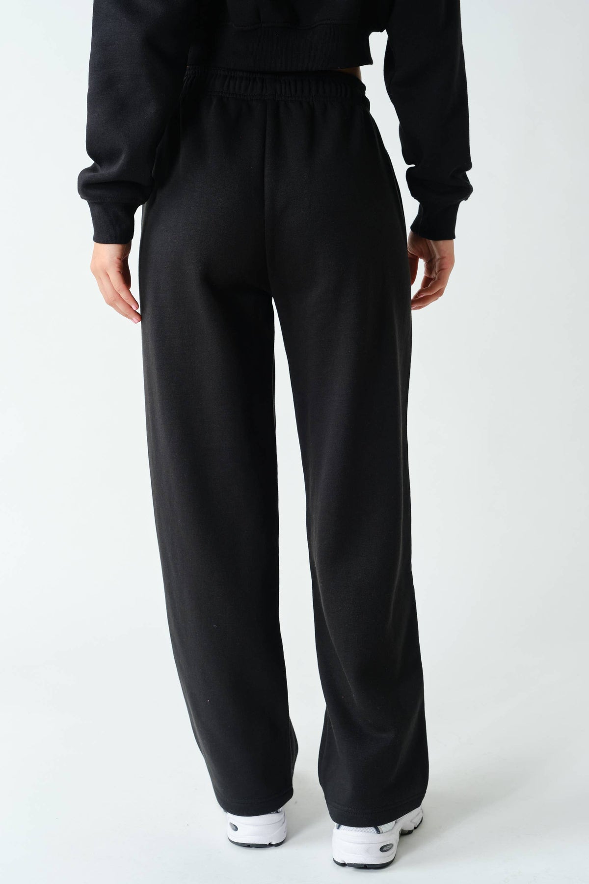 Mono B Black Fleece Relaxed Fit Sweatpant