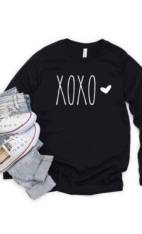 XOXO Long Sleeve Graphic T-Shirt